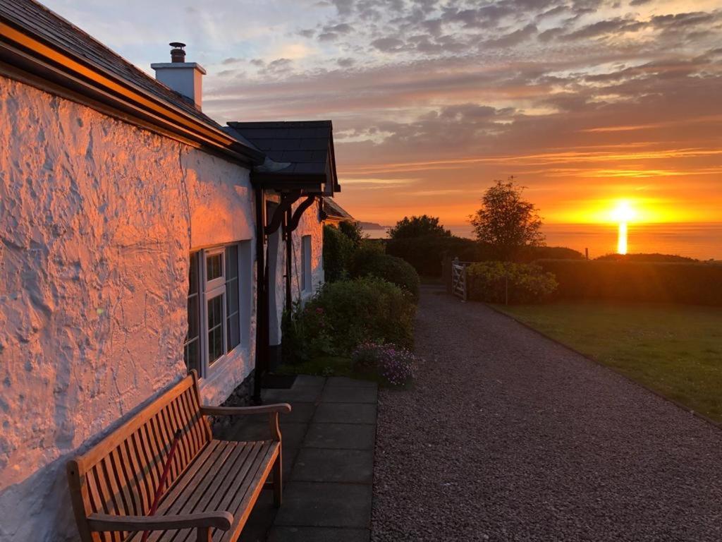 Tornaroan Cottage Ballycastle Bagian luar foto