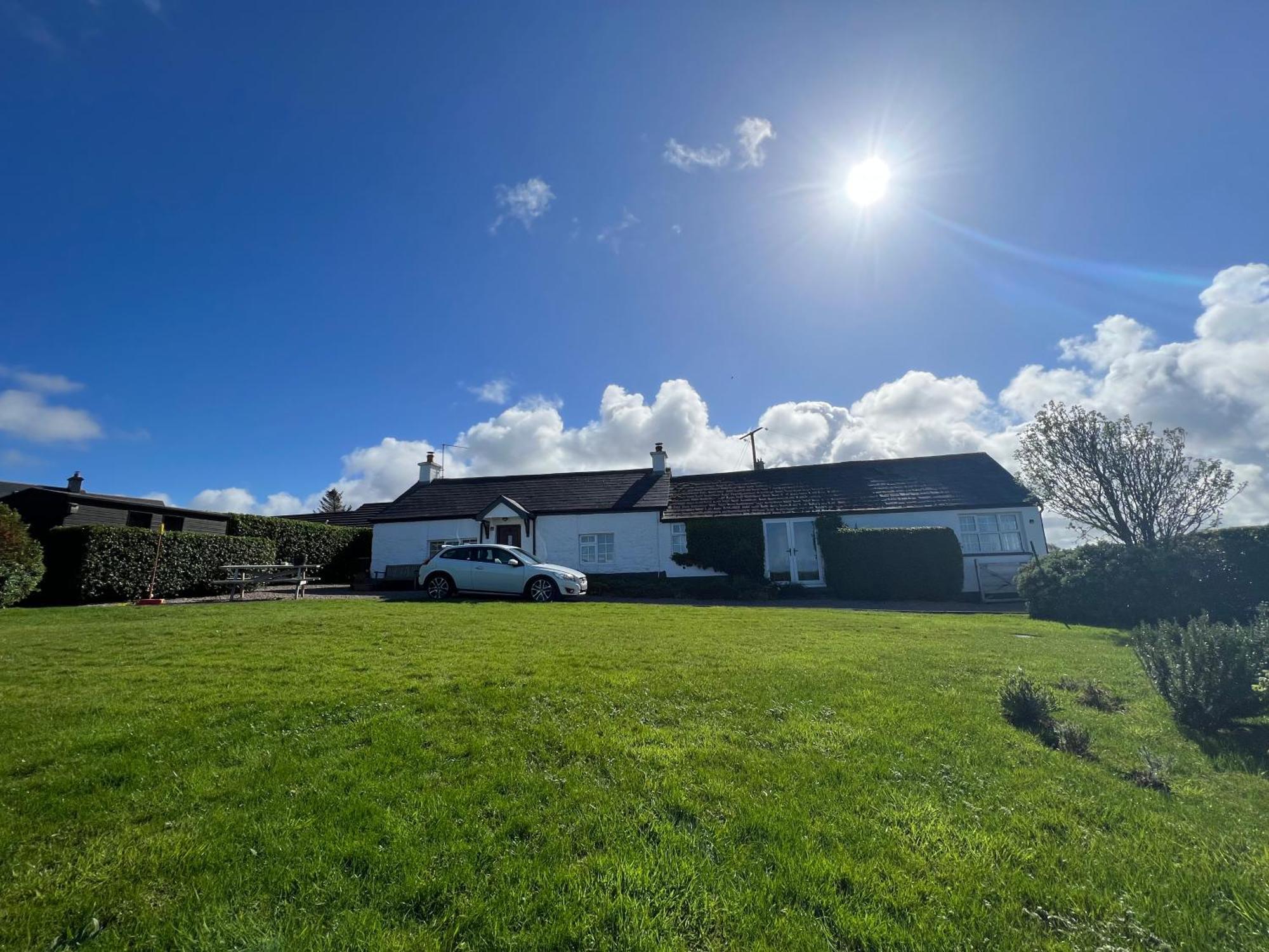 Tornaroan Cottage Ballycastle Bagian luar foto
