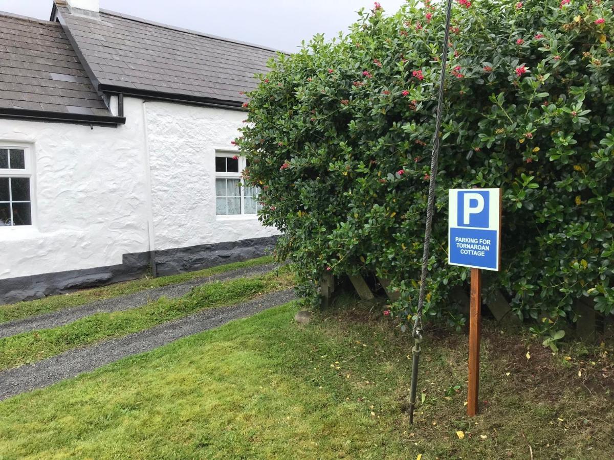 Tornaroan Cottage Ballycastle Bagian luar foto
